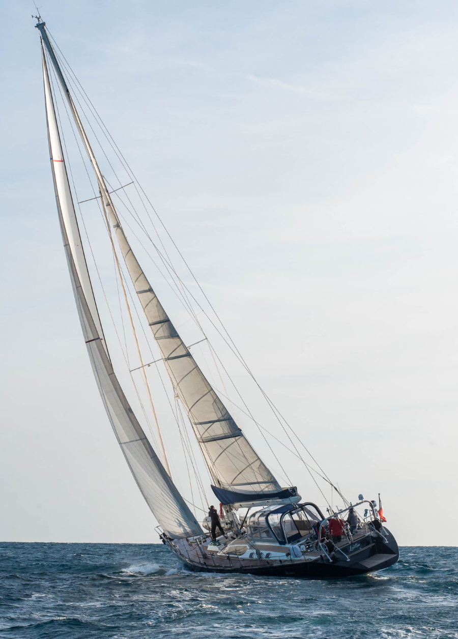 Leatsa sailboat: elegance and comfort by Polar Sails